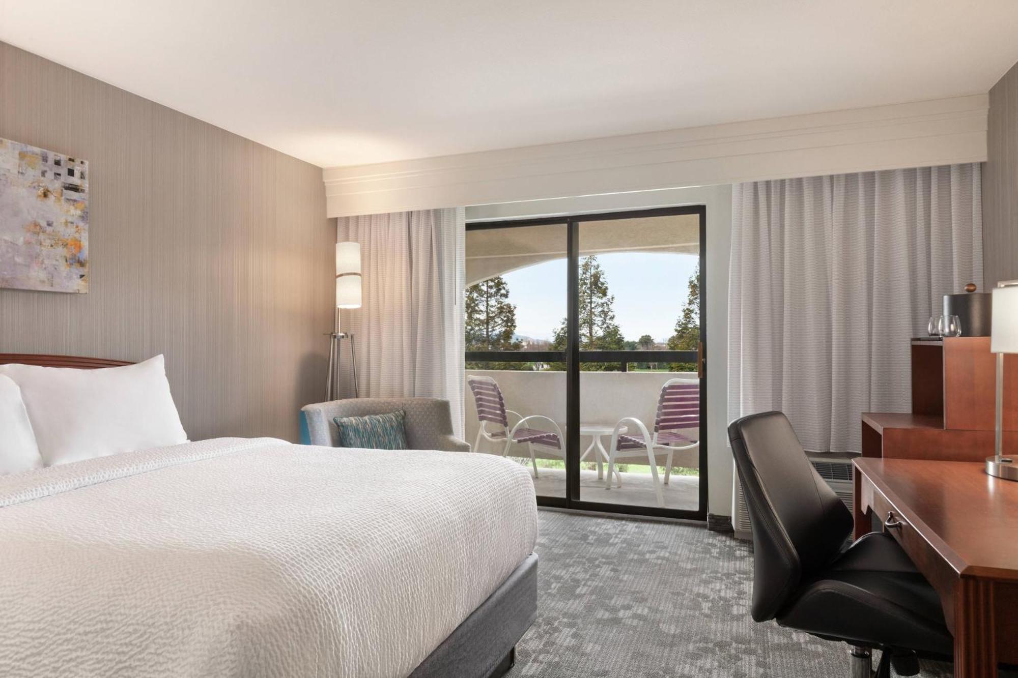 מלון Courtyard By Marriott San Jose South/מורגן היל מראה חיצוני תמונה