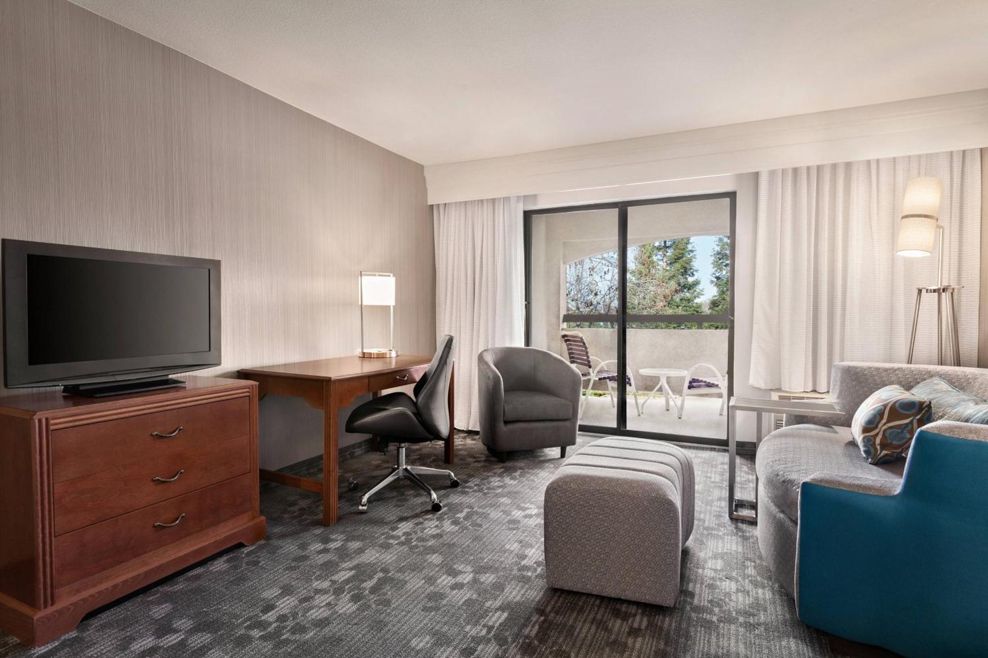 מלון Courtyard By Marriott San Jose South/מורגן היל מראה חיצוני תמונה