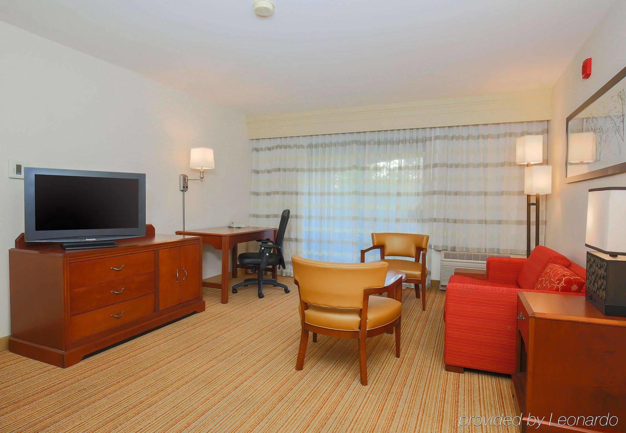 מלון Courtyard By Marriott San Jose South/מורגן היל מראה חיצוני תמונה