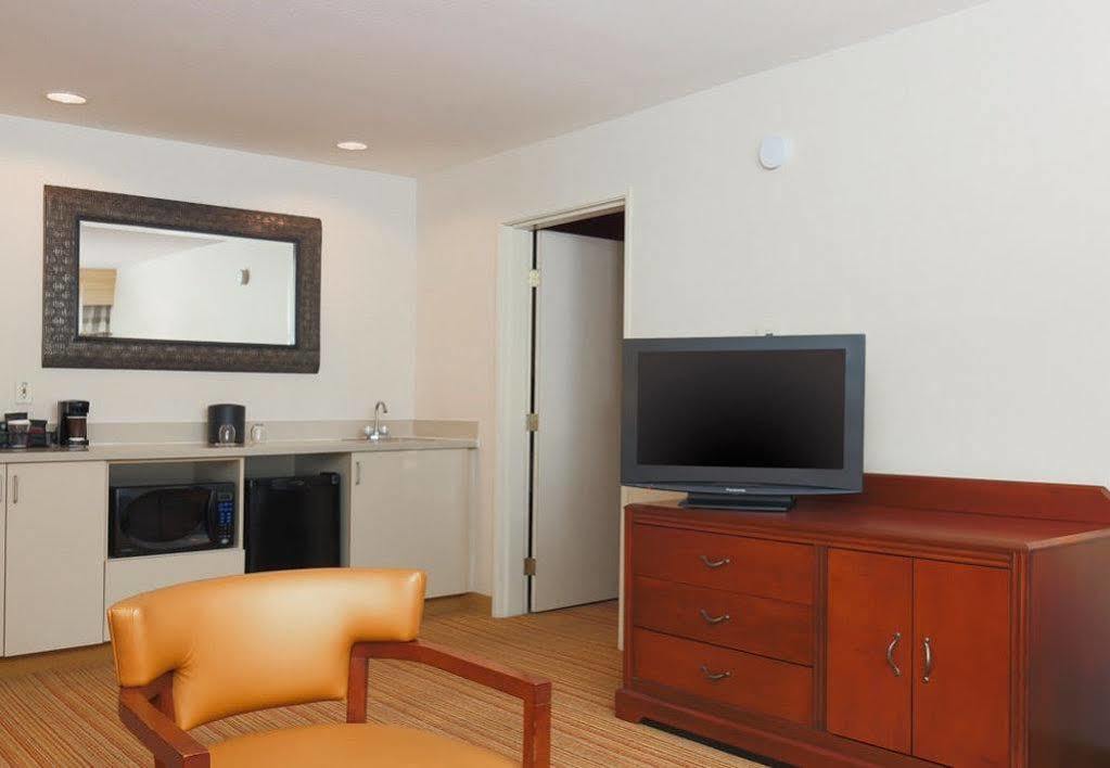 מלון Courtyard By Marriott San Jose South/מורגן היל מראה חיצוני תמונה